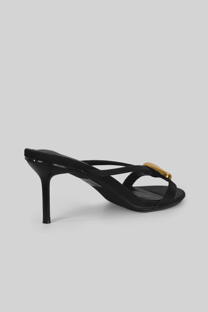 MULHER-SANDÁLIA SALTO ALTO PRETA NOVA