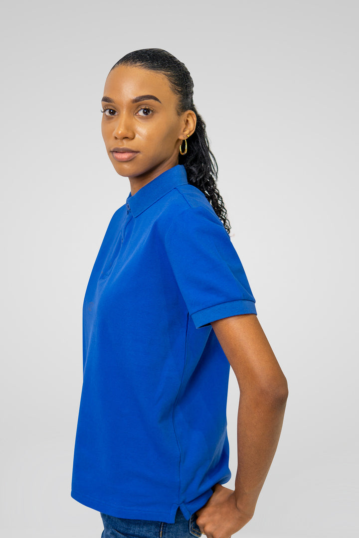 MULHER-BLUSA AZUL NOVA