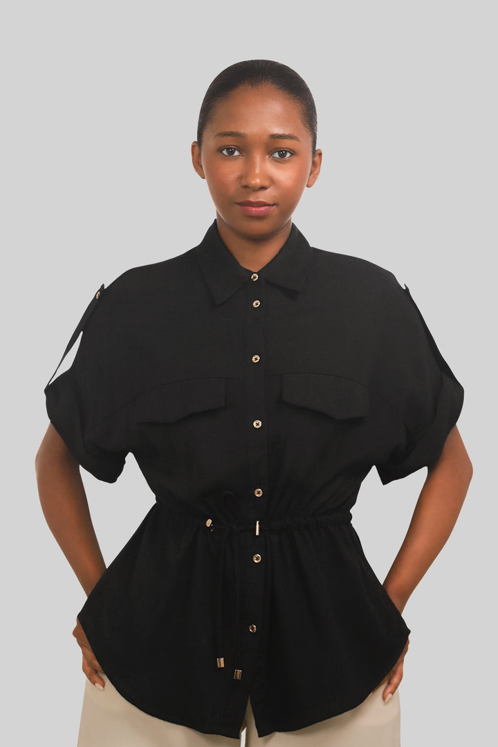 MULHER-BLUSA PRETA NOVA