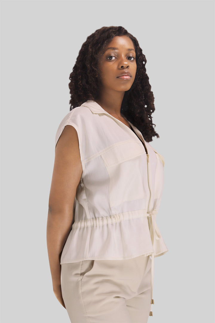 MULHER-BLUSA CREME NOVA