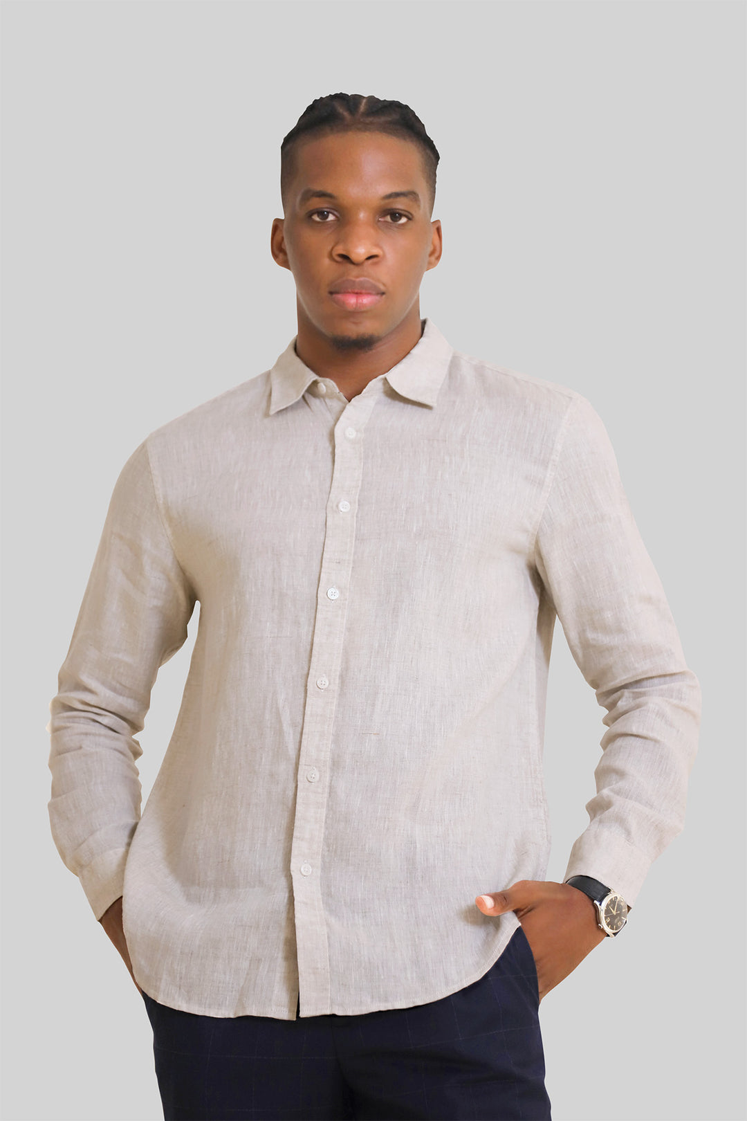 HOMEM-CAMISA BEGE NOVA