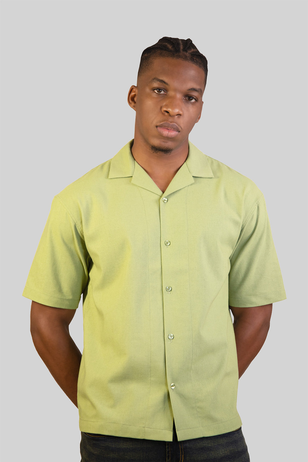 HOMEM-CONFORT CAMISA VERDE NOVA
