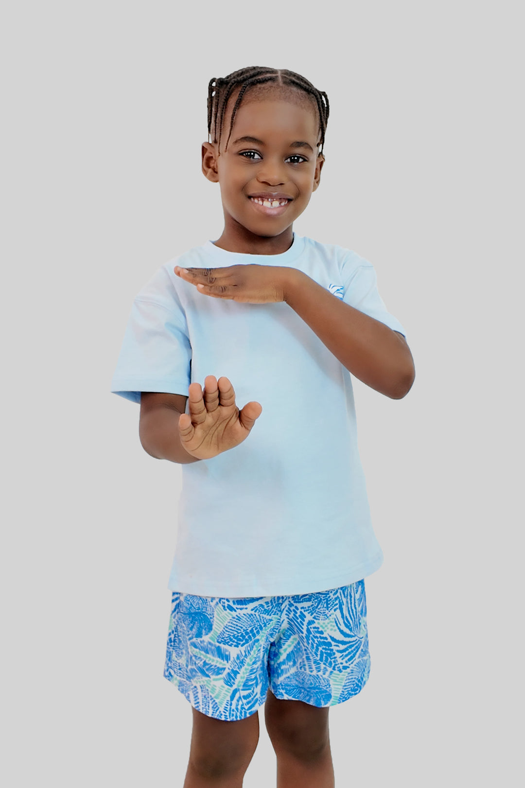 CRIANÇA- T-SHIRT AZUL CLARA NOVA