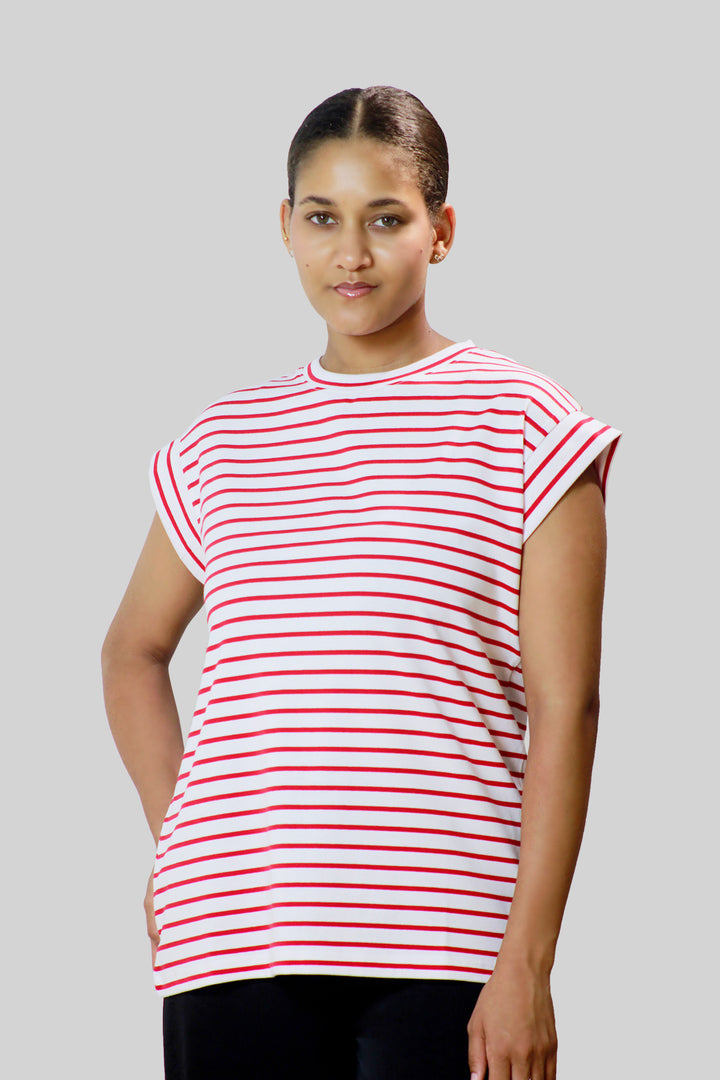 MULHER-BLUSA LISTRAS VERMELHAS NOVA