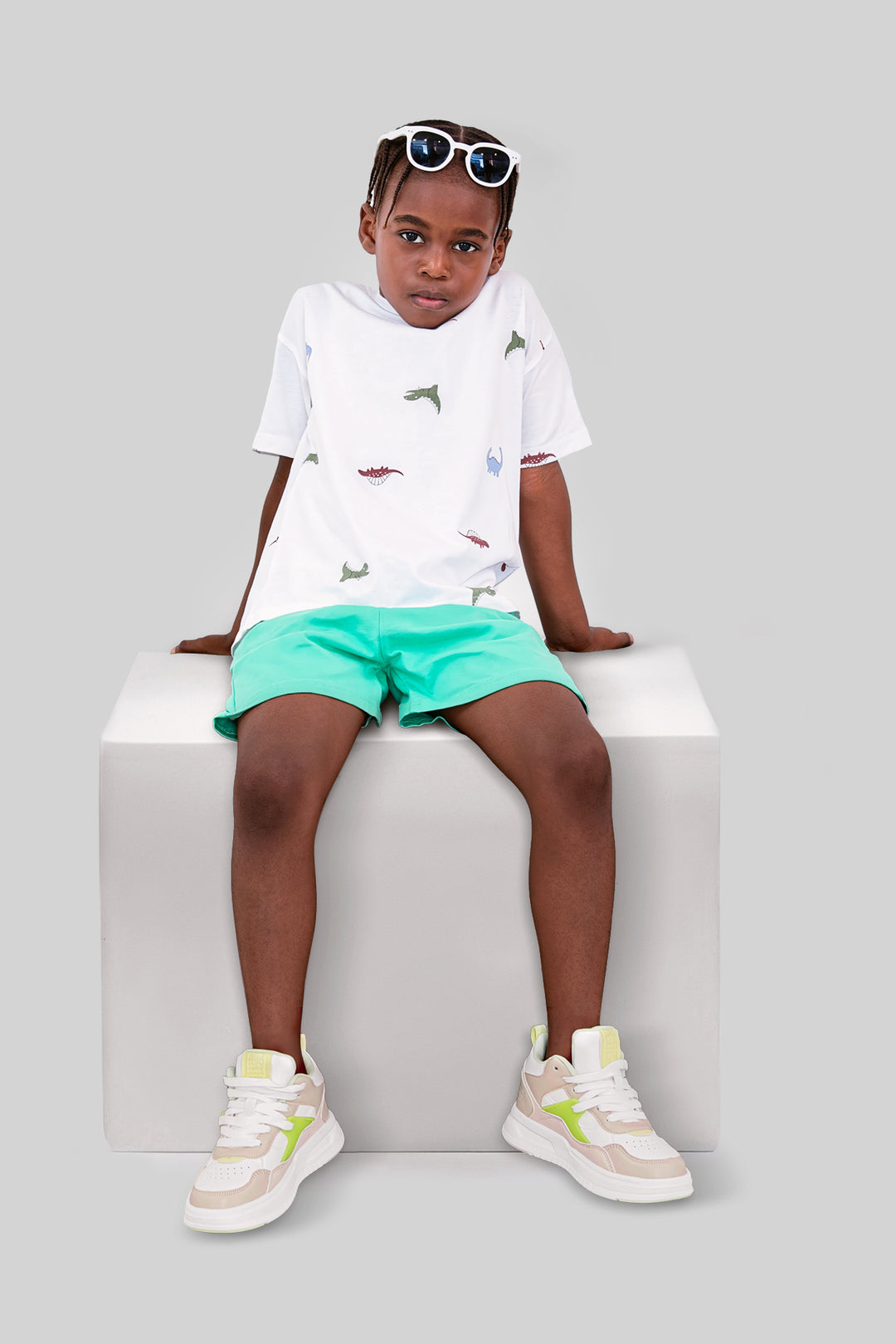 CRIANÇA- T-SHIRT BRANCA NOVA