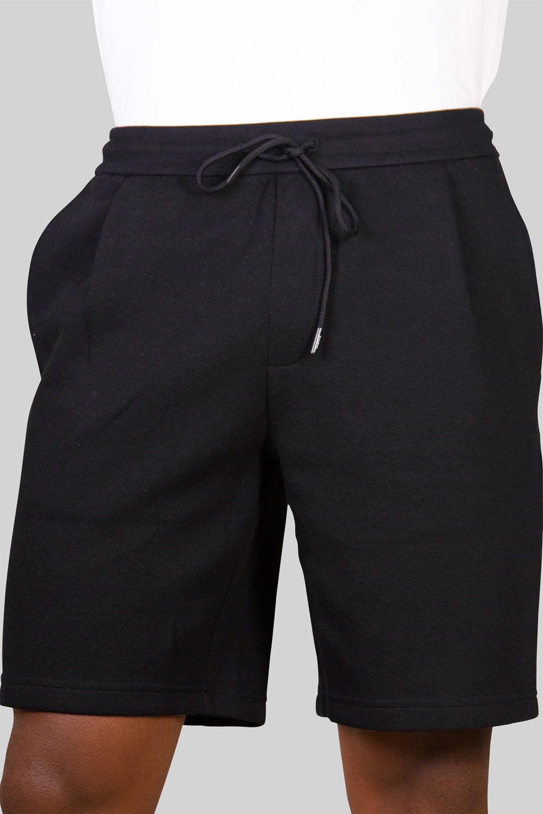 HOMEM-CALÇÃO PRETO DE MOLETOM NOVO