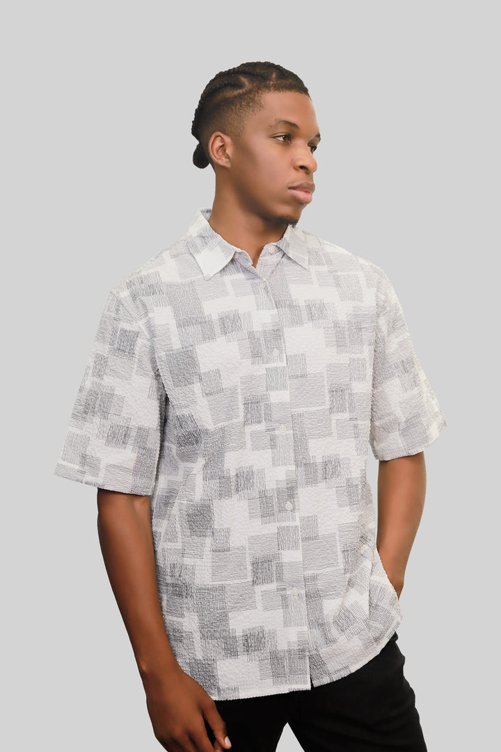 HOMEM-CONFORT CAMISA BRANCA E PRETA NOVA