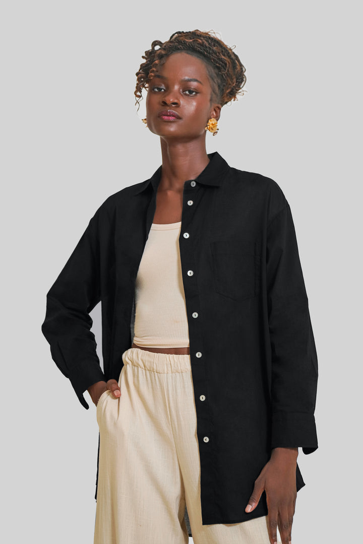 MULHER-CAMISA PRETA NOVA