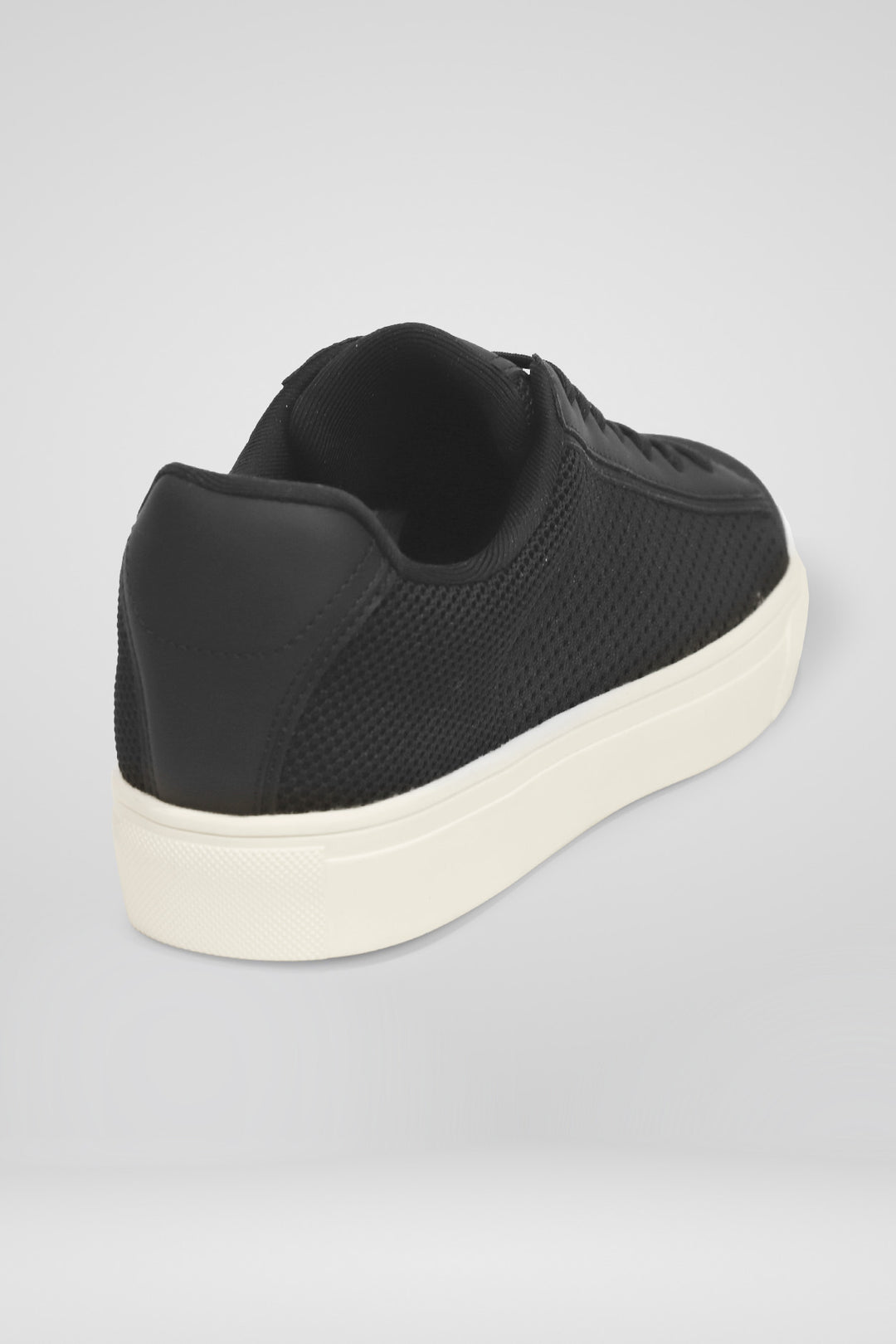 HOMEM-TÉNIS PRETO NOVO