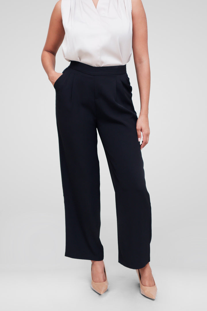 MULHER-CALÇA SOCIAL PRETA NOVA