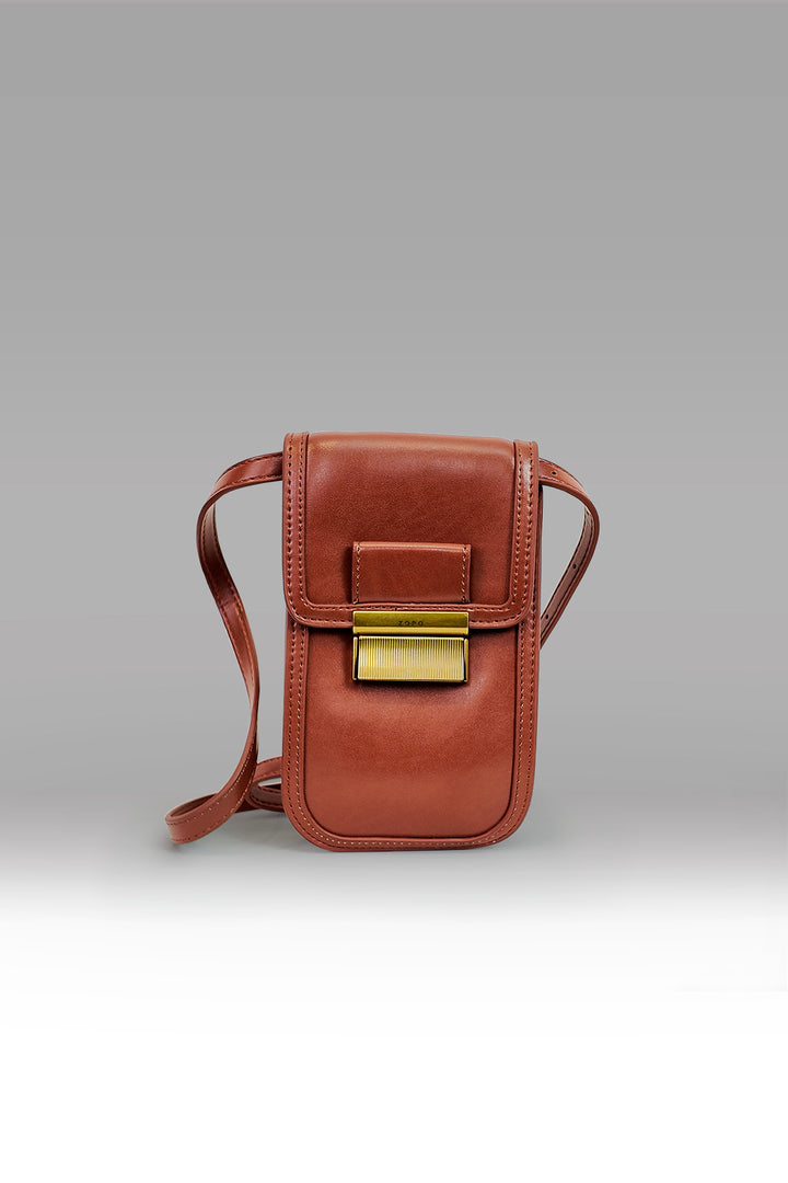 MULHER-PASTA CASTANHA NOVA