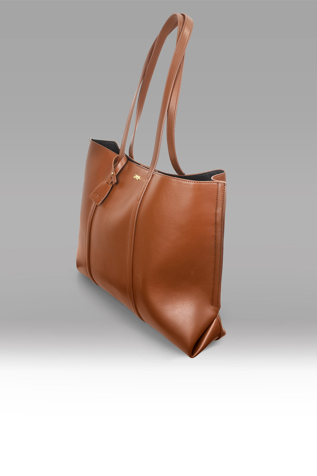 MULHER-BOLSA CASTANHA NOVA