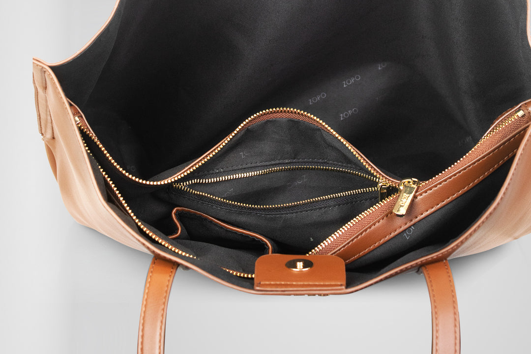 MULHER-BOLSA CASTANHA NOVA