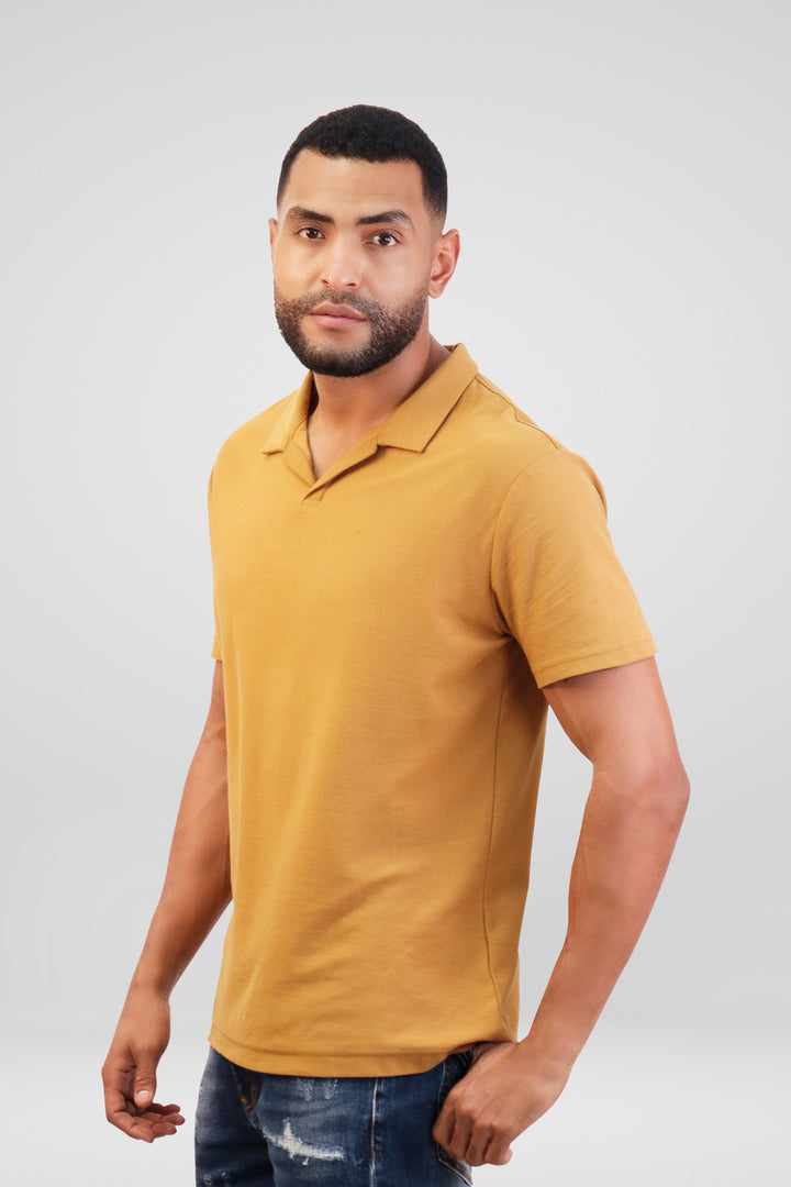 HOMEM-POLO BEGE NOVA