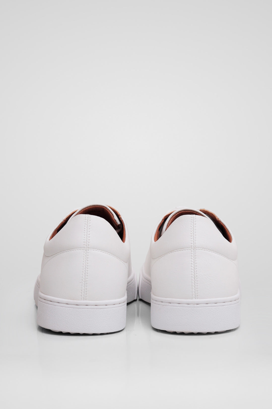 HOMEM-TÉNIS BRANCO NOVO