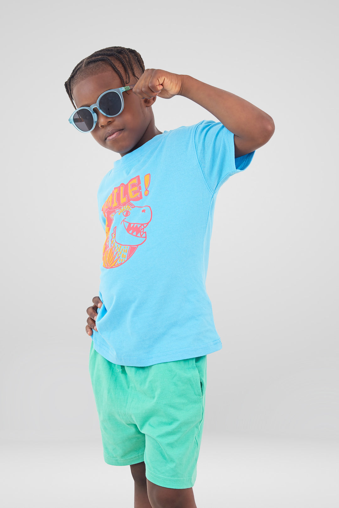 CRIANÇA- T-SHIRT AZUL CLARA NOVA