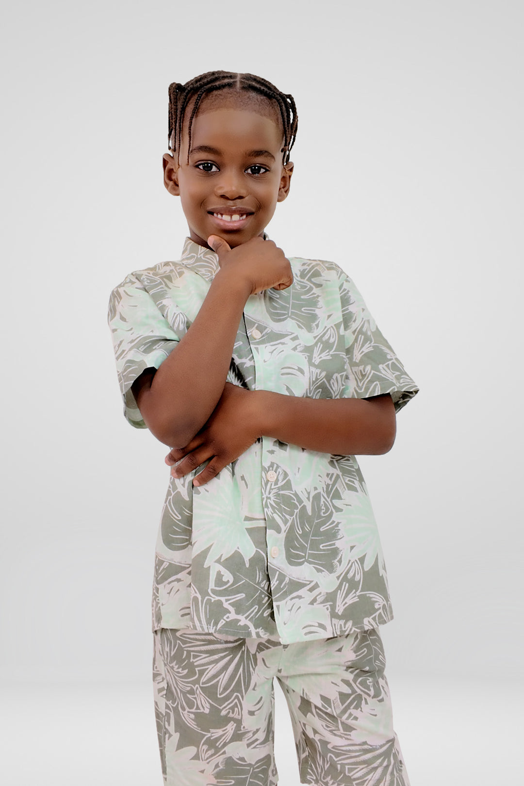 CRIANÇA-CAMISA HAVAIANA VERDE NOVA