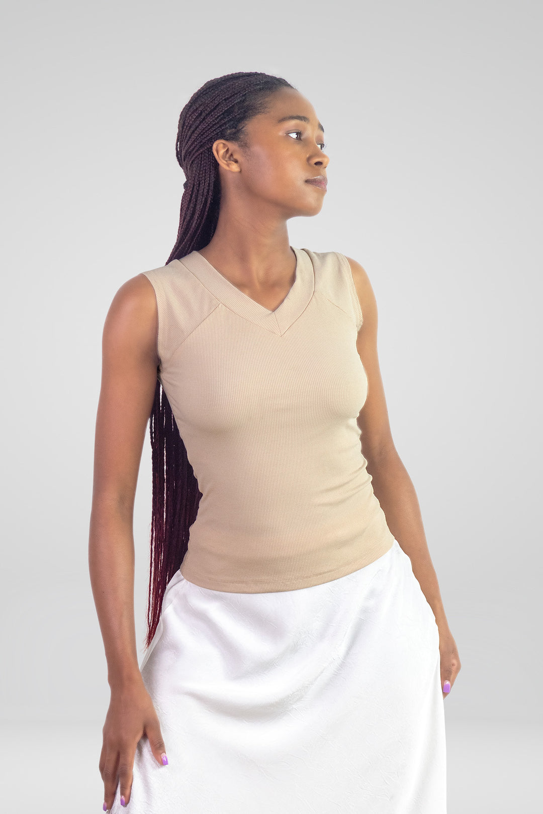 MULHER-BLUSA CREME NOVA