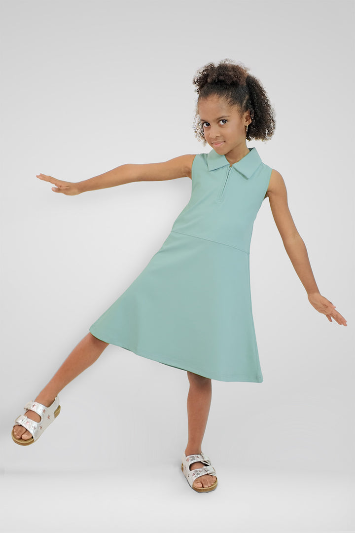 CRIANÇA-VESTIDO VERDE NOVO