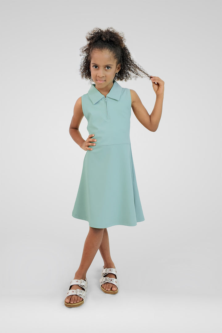 CRIANÇA-VESTIDO VERDE NOVO