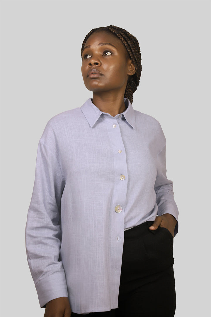 MULHER-CAMISA AZUL NOVA