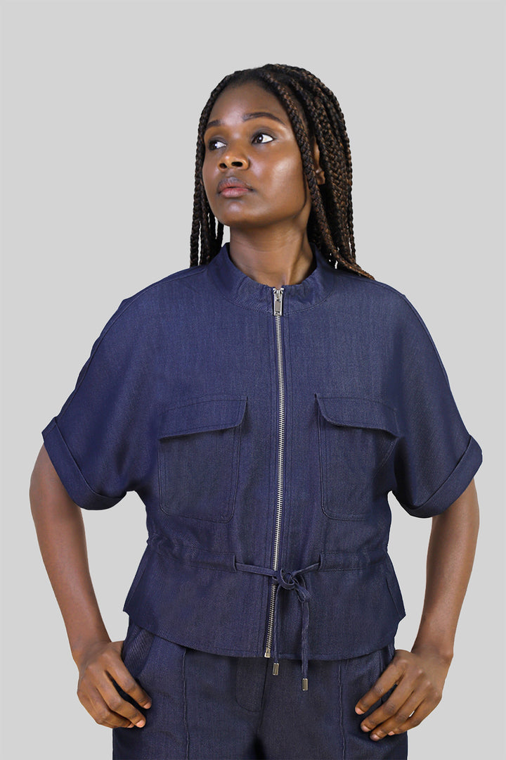 MULHER-BLUSA AZUL ESCURA NOVA