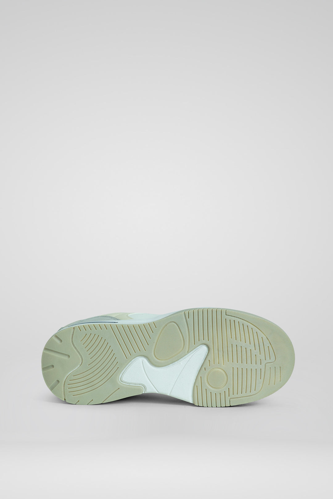 CRIANÇA-TÉNIS CÁQUI NOVO