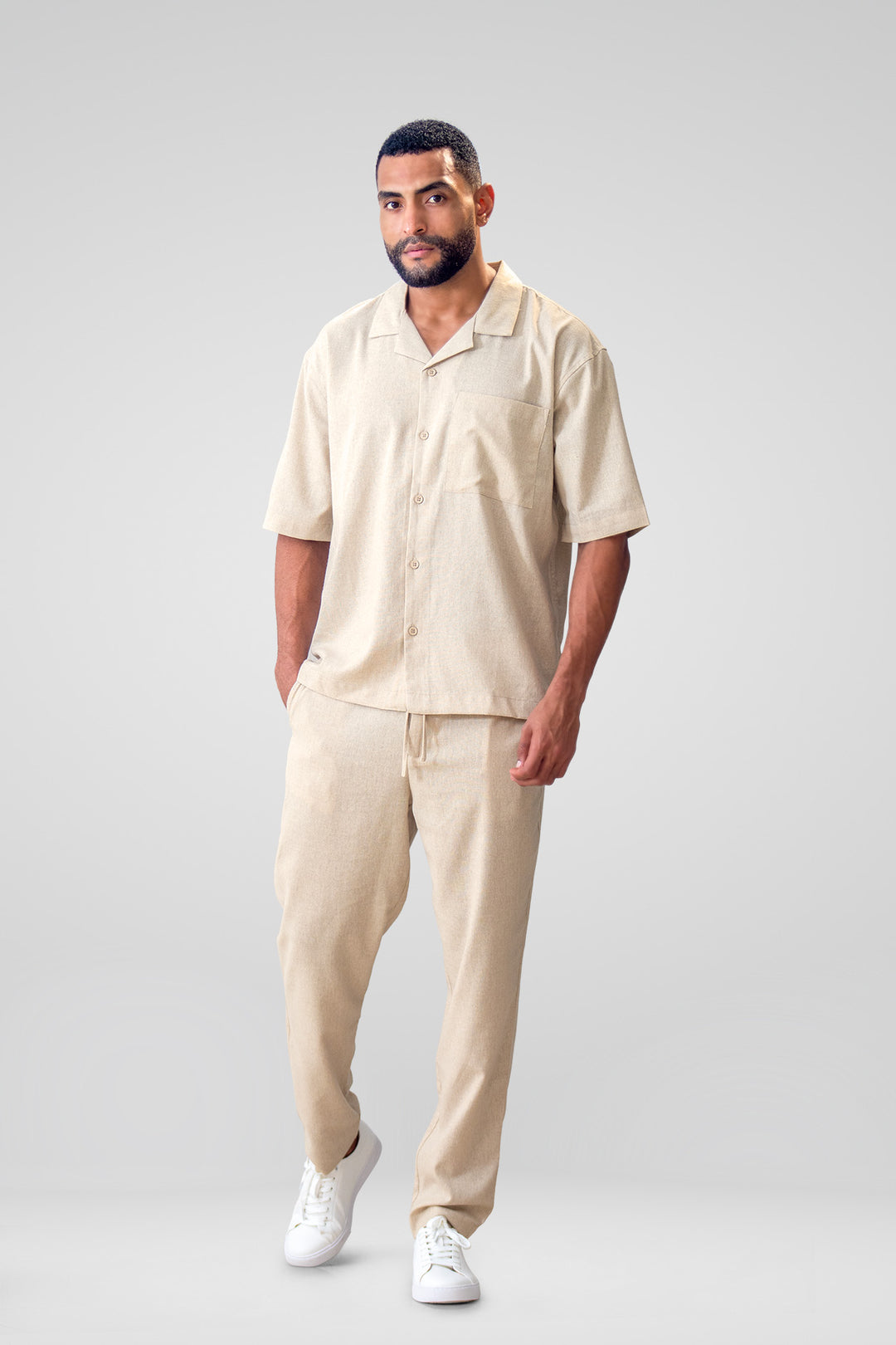 HOMEM-CONFORT CAMISA BEGE NOVA