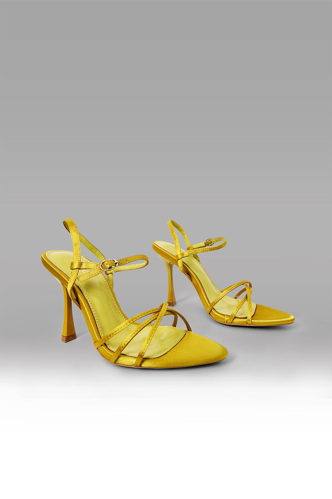 MULHER-SANDÁLIA SALTO ALTO  AMARELA NOVA