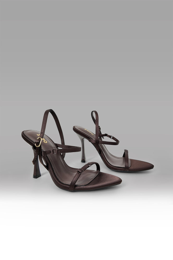 MULHER-SANDÁLIA SALTO ALTO CASTANHA ESCURA NOVA