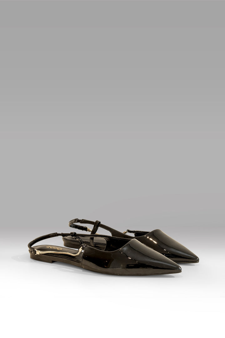 MULHER-SAPATO PRETO NOVO