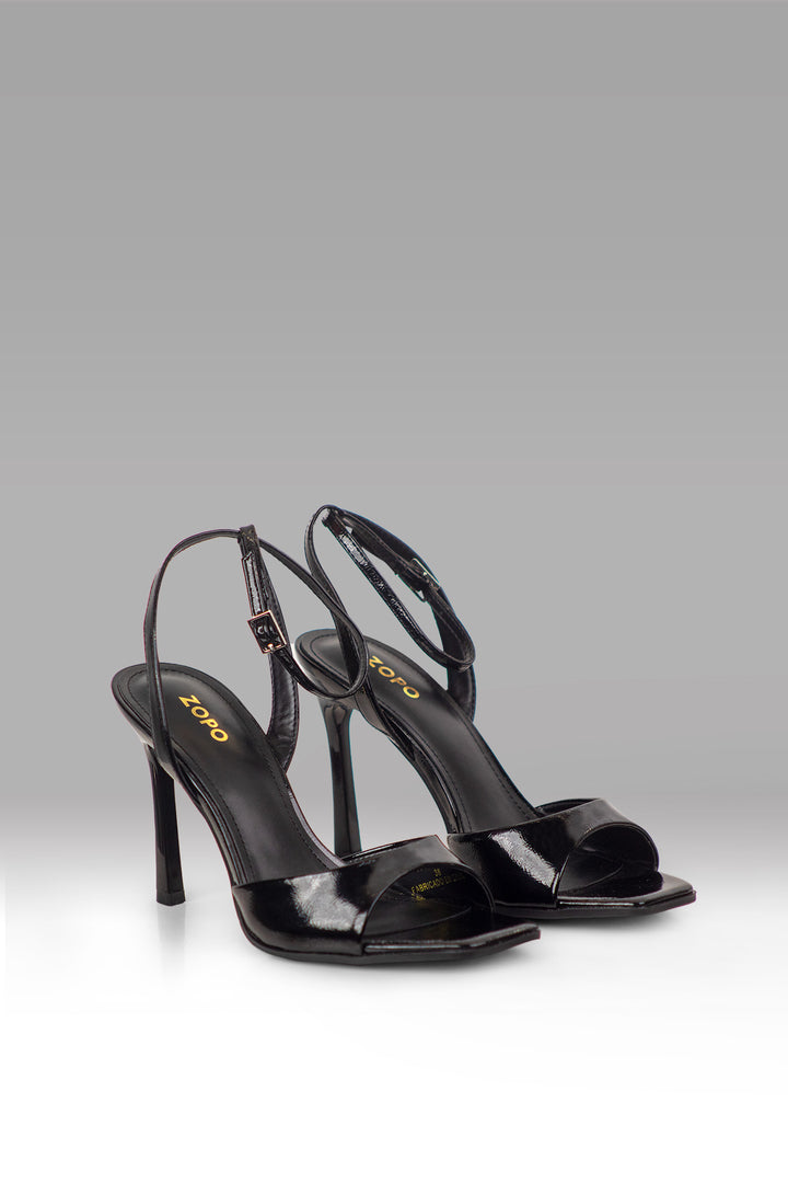 MULHER-SANDÁLIA ALTA PRETA NOVA