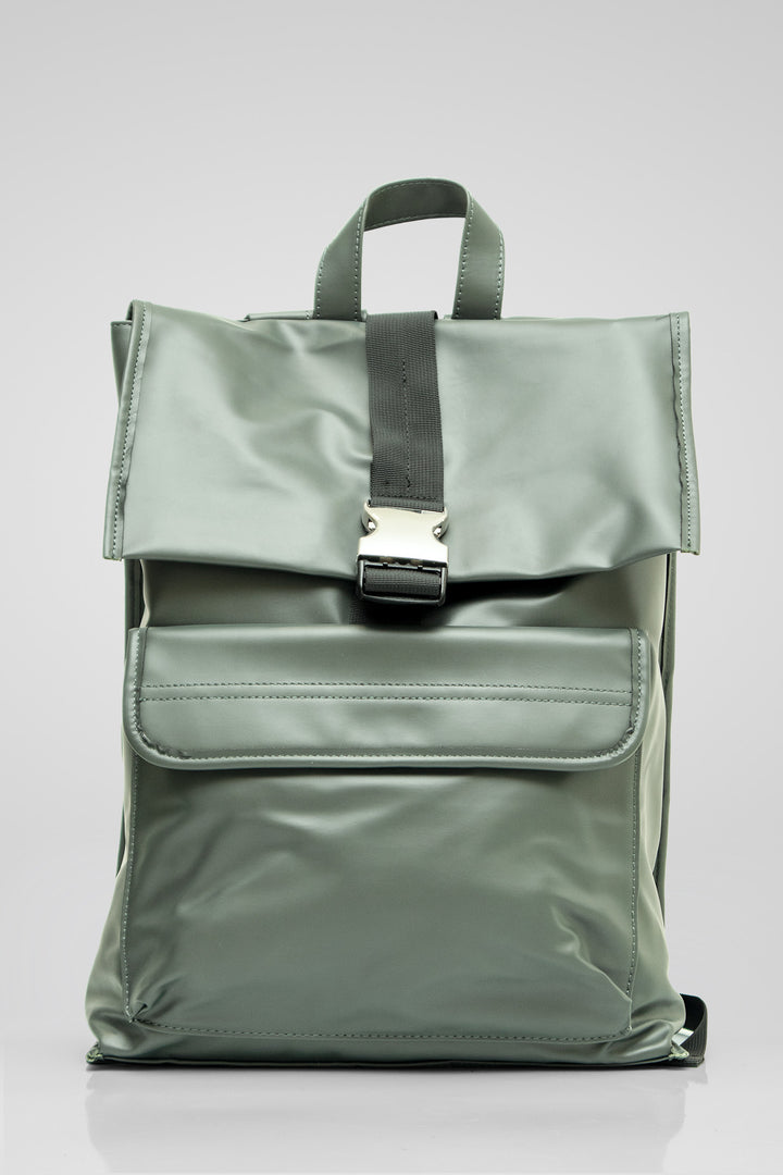 HOMEM-MOCHILA VERDE NOVA