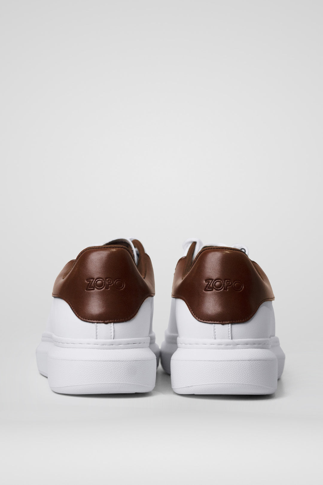 HOMEM- TÉNIS BRANCO E MARROM CASUAL NOVO