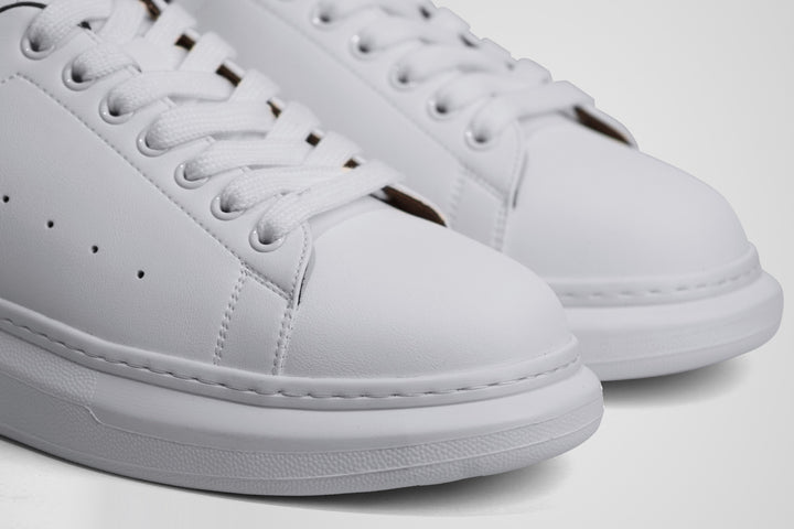 HOMEM- TÉNIS BRANCO E MARROM CASUAL NOVO