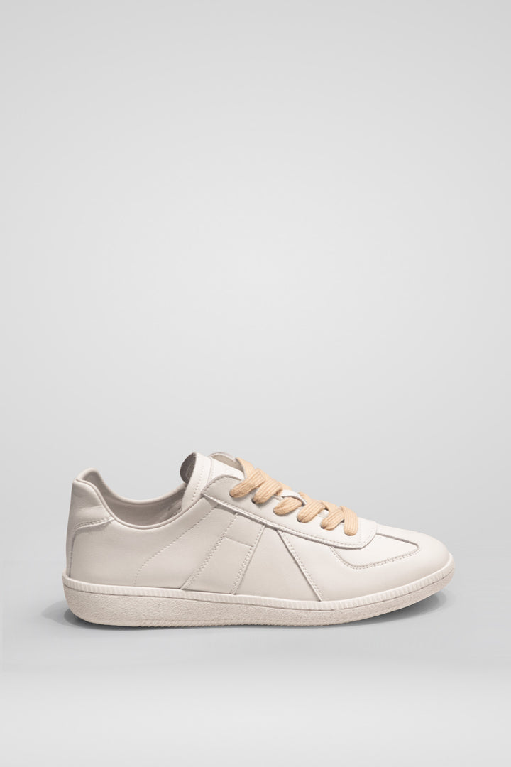 MULHER-TÉNIS CREME NOVO