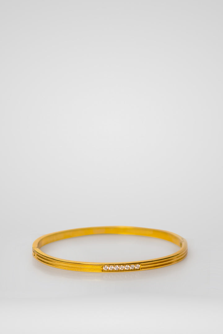 MULHER-PULSEIRA DOURADA NOVA