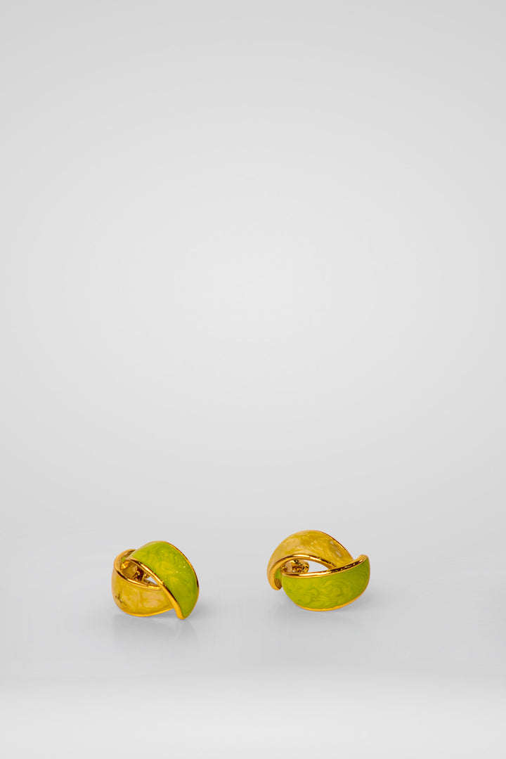 MULHER-BRINCO DOURADO NOVO