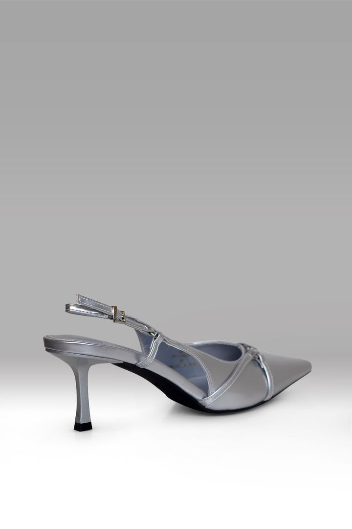 MULHER-SANDÁLIA ALTA PRATEADA NOVA